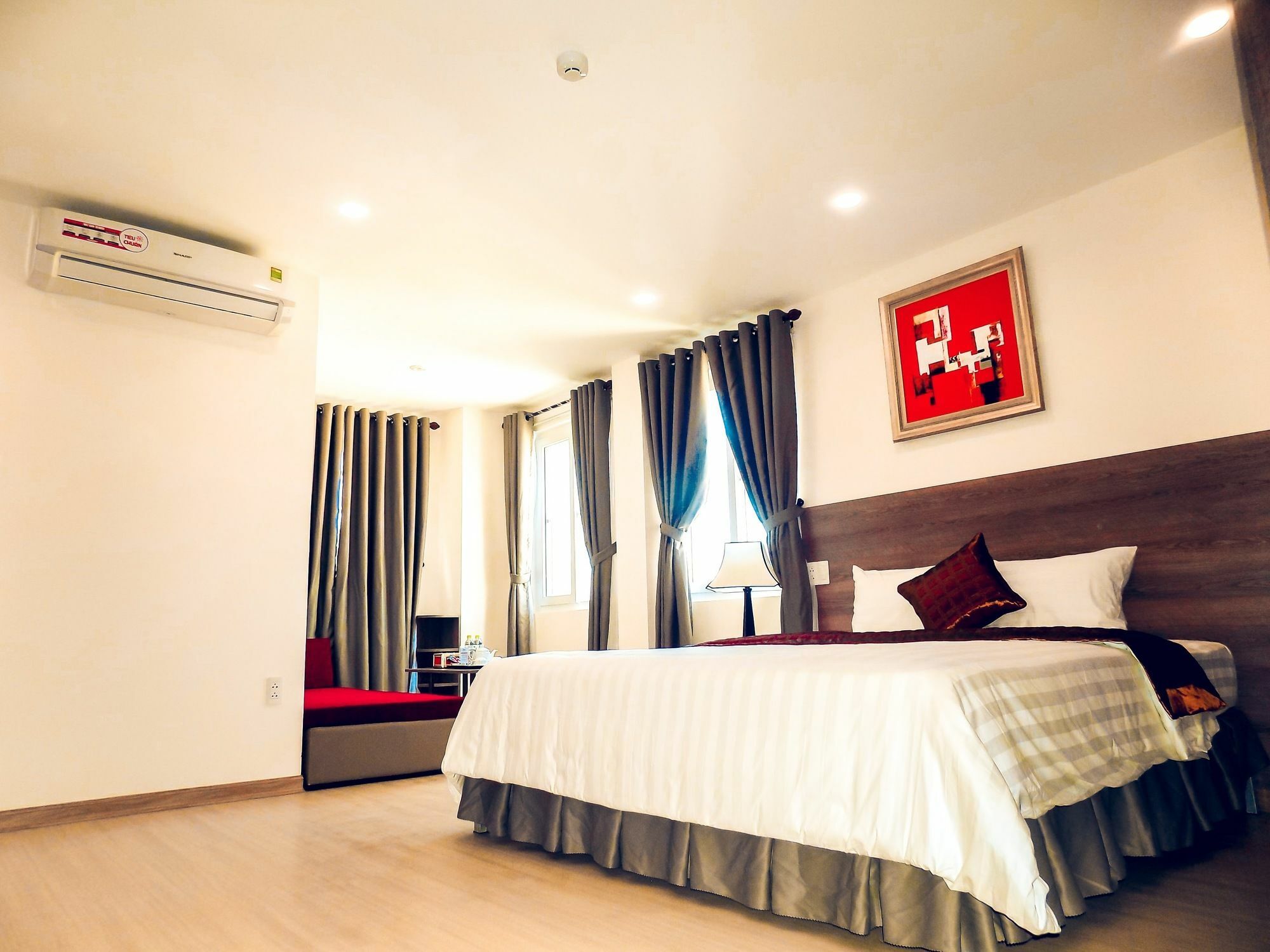 La Suite Hotel Danang Экстерьер фото